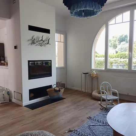 Maison Peonia Holiday home *